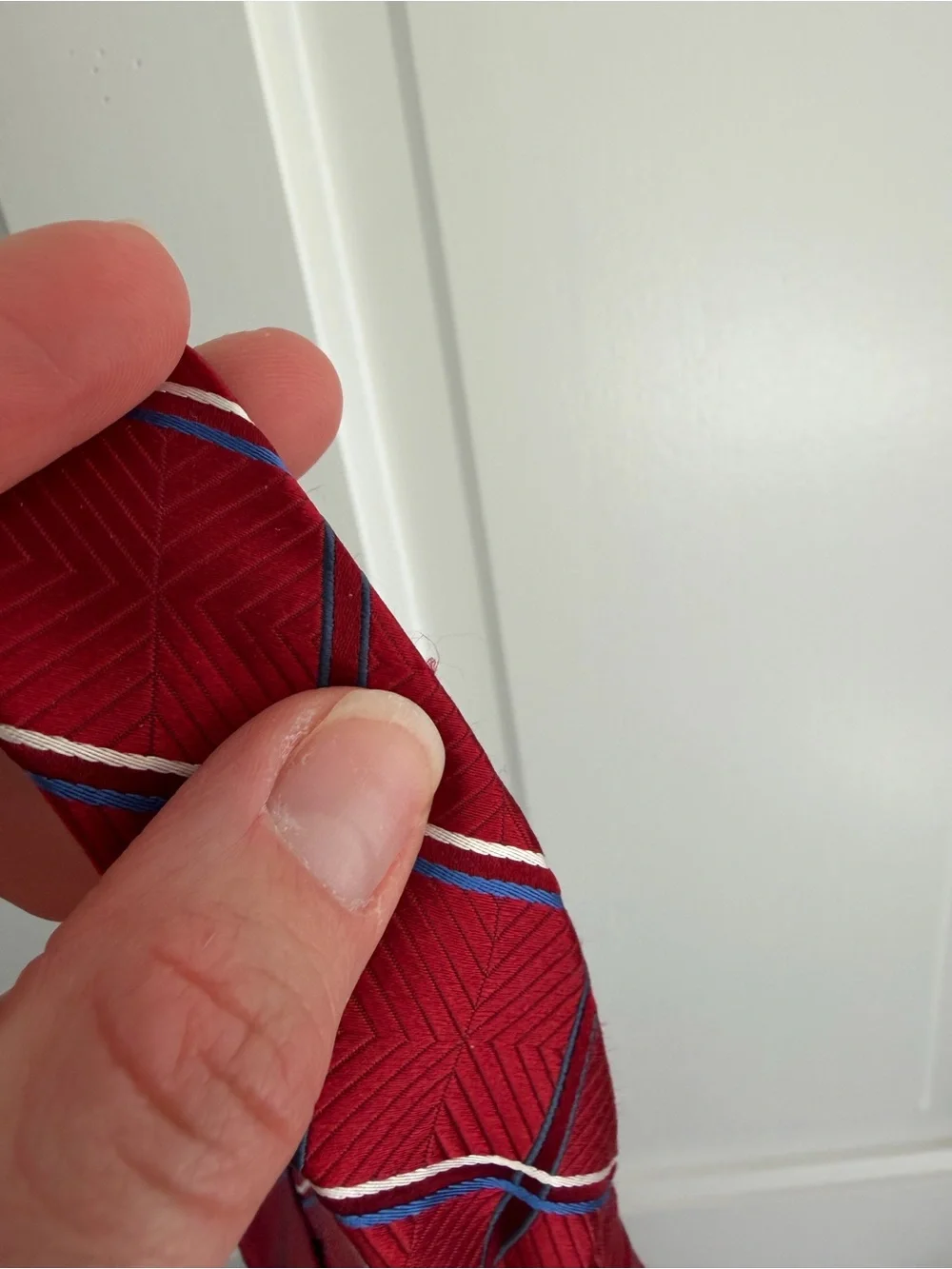 Vintage Eagle Shirtmakers Boys Silk Tie Red Blue Plaid 41” Preppy